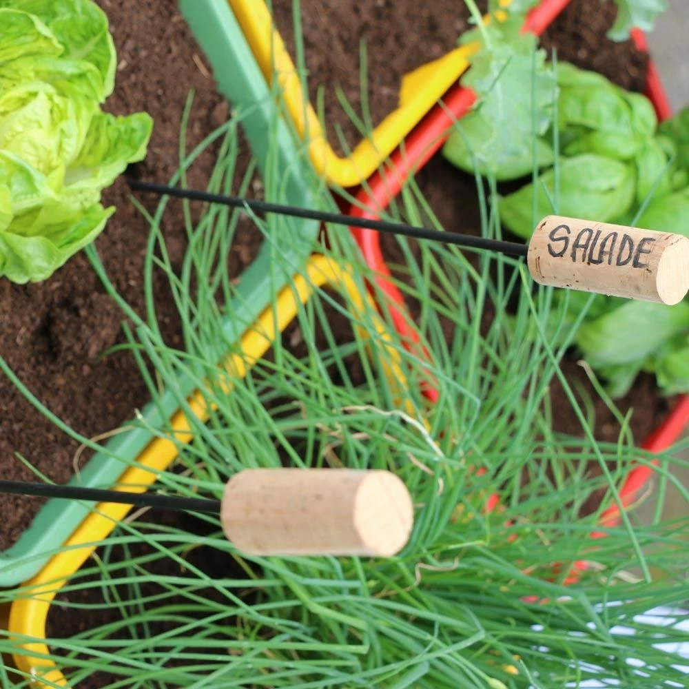 Carré Potager Vertikal Surélevé (6 Bacs Plastiques En Couleur) - Image 4